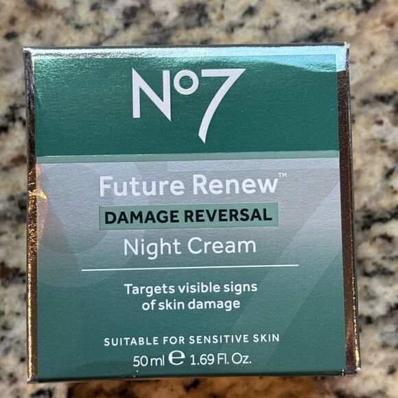 No 7 beauty Future Renew Damage Reversal Night Cream, 50 ml brand new in box - Picture 3 of 5
